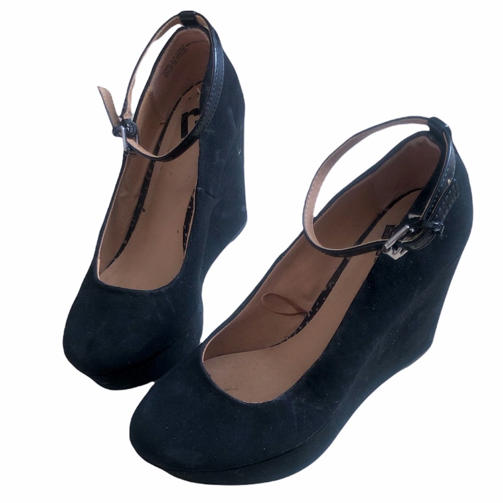 Report Black Wedge Heels